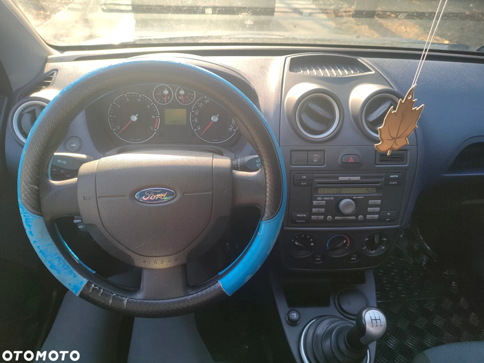 Ford Fiesta 1.4 Ambiente - 10
