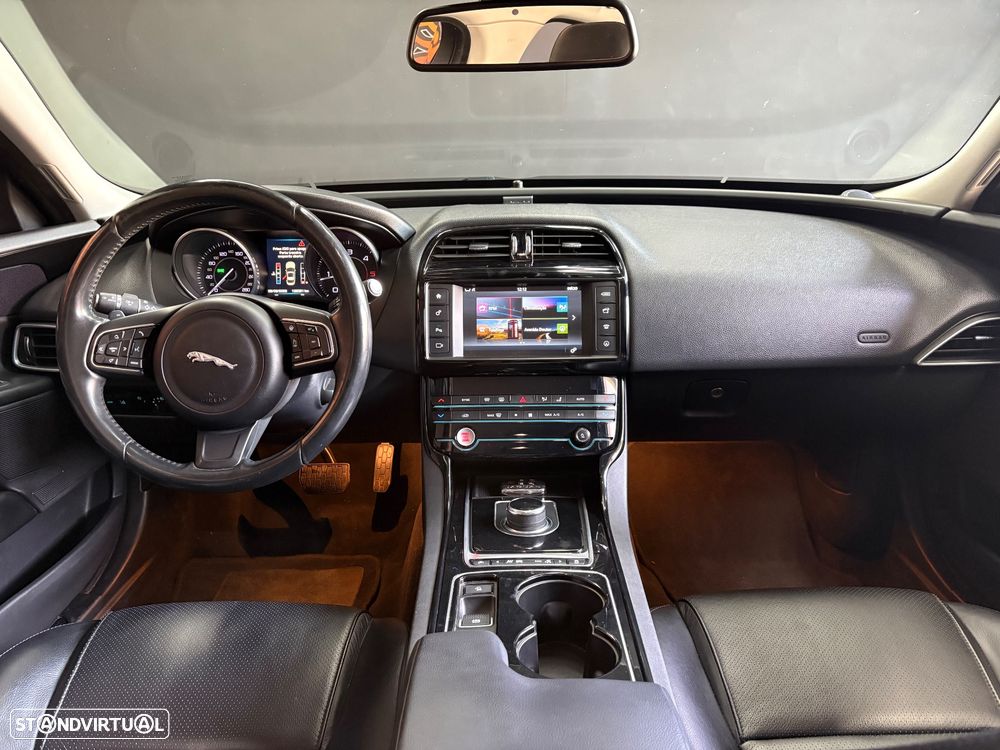 Jaguar XE E-Performance Aut. Prestige - 9
