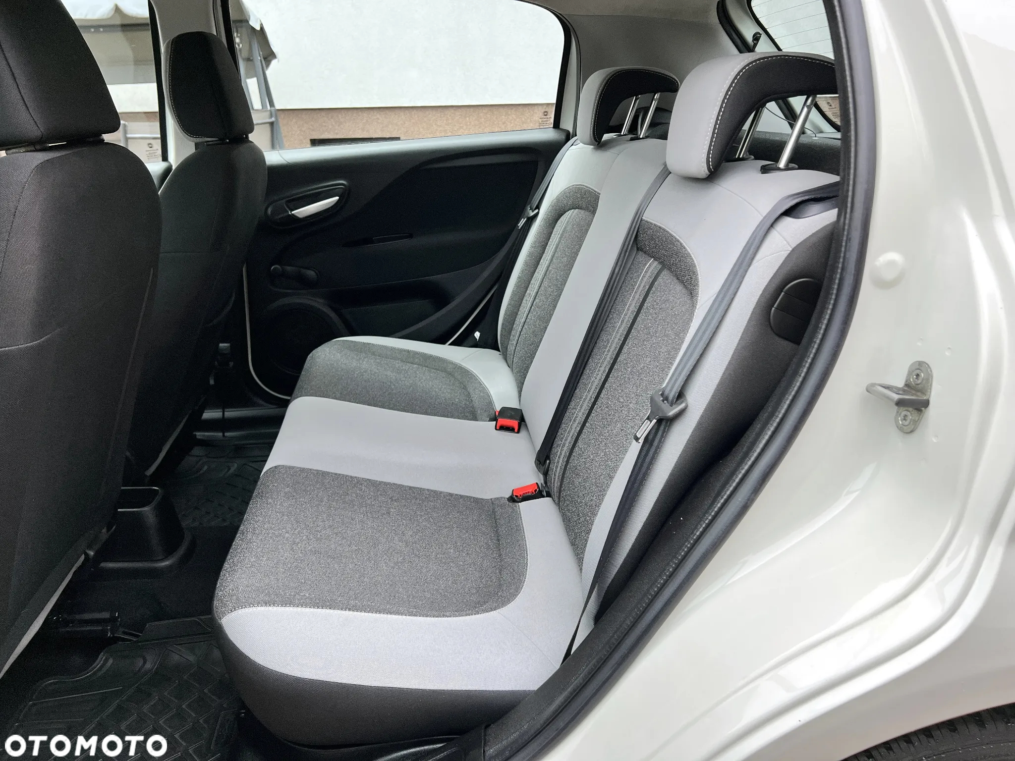 Fiat Punto Evo 1.2 8V Estiva - 24