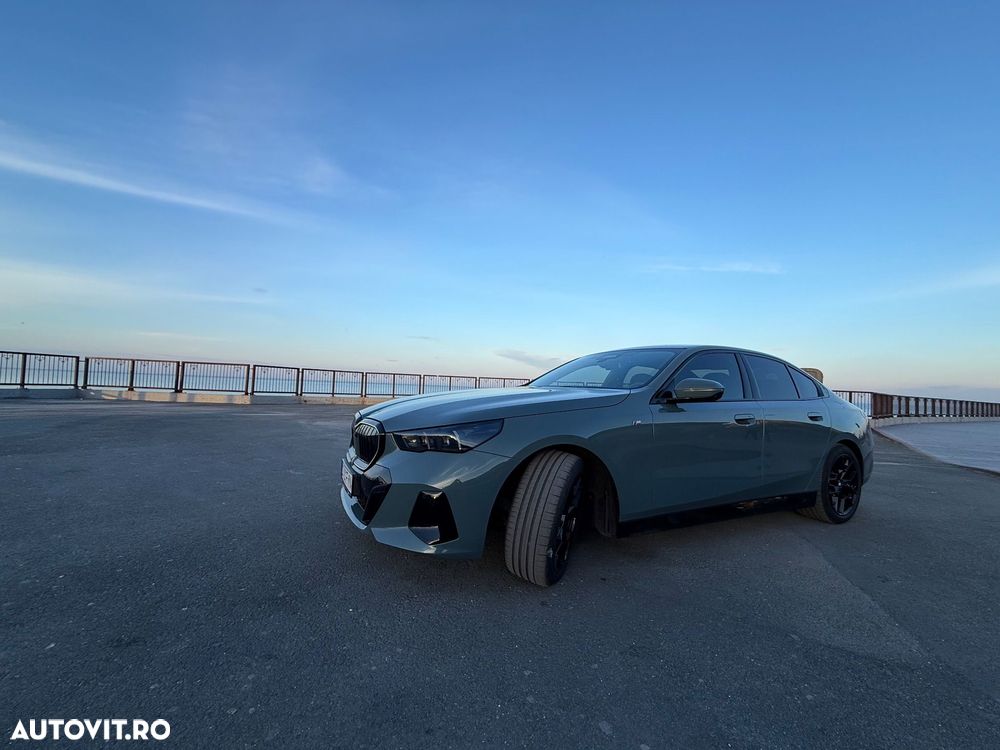 BMW Seria 5 520i AT MHEV - 26