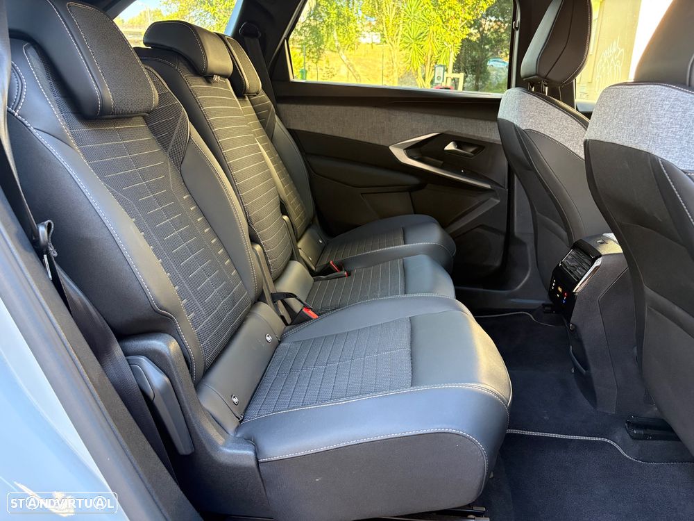 Peugeot 5008 1.2 Hybrid Allure e-DCS6 - 27