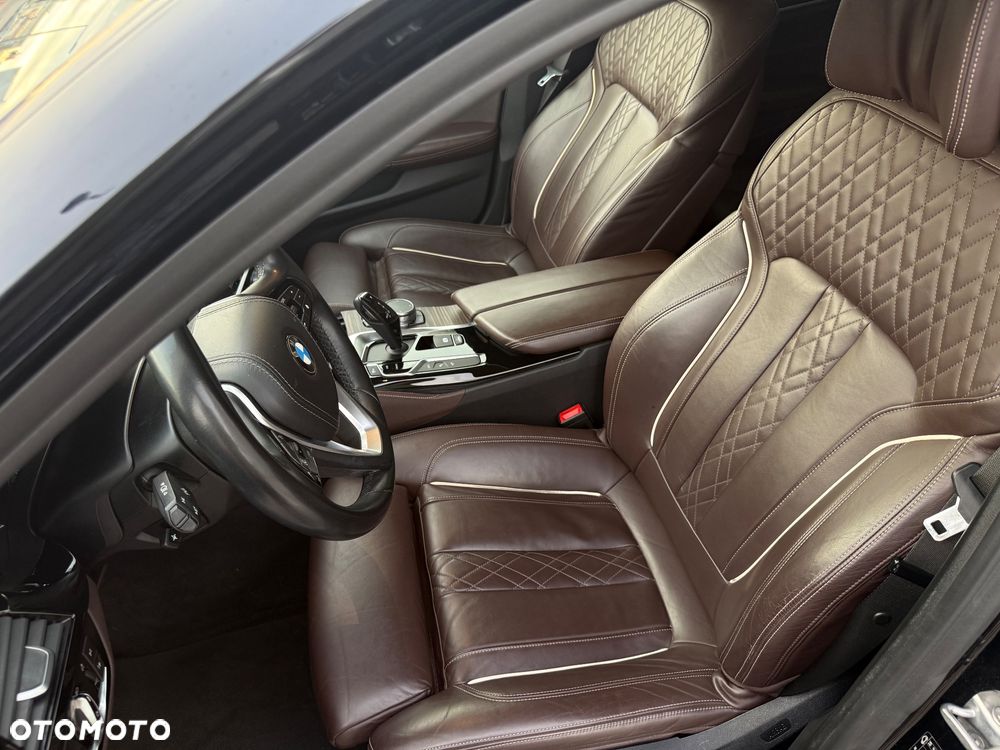 BMW Seria 5 530e iPerformance GPF Sport - 30
