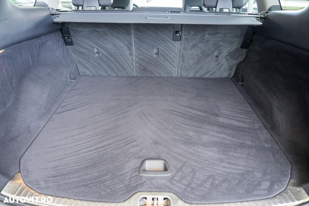 Volvo XC 60 D4 AWD Geartronic Momentum - 13