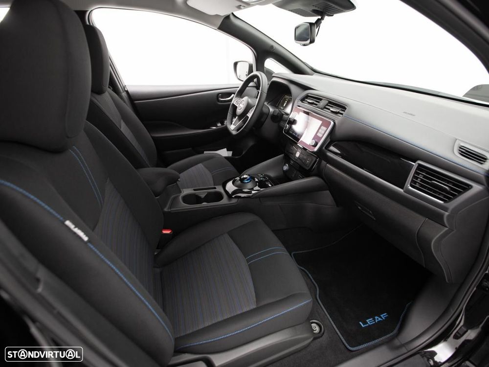 Nissan Leaf N-Connecta - 9