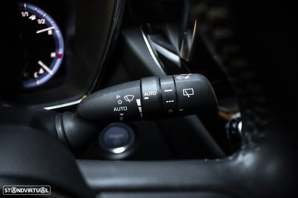 Toyota Corolla Touring Sports 1.8 Hybrid Exclusive - 18
