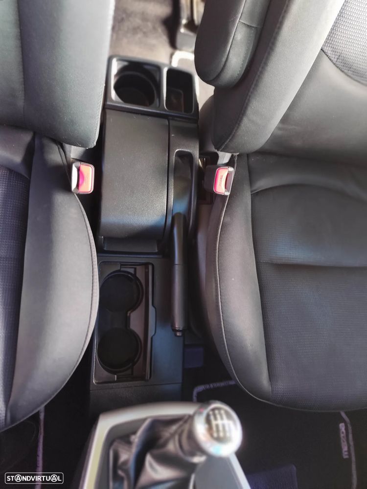 Mazda 5 MZR-CD 2.0 Dynamic Play - 27
