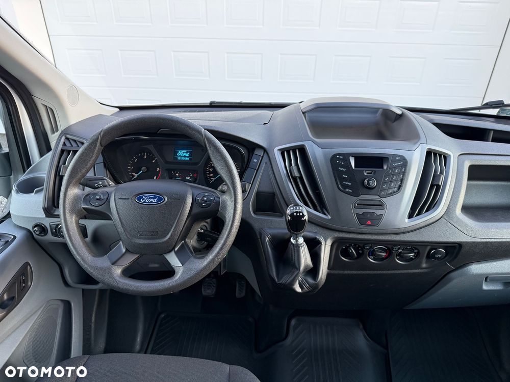 Ford Transit - 26