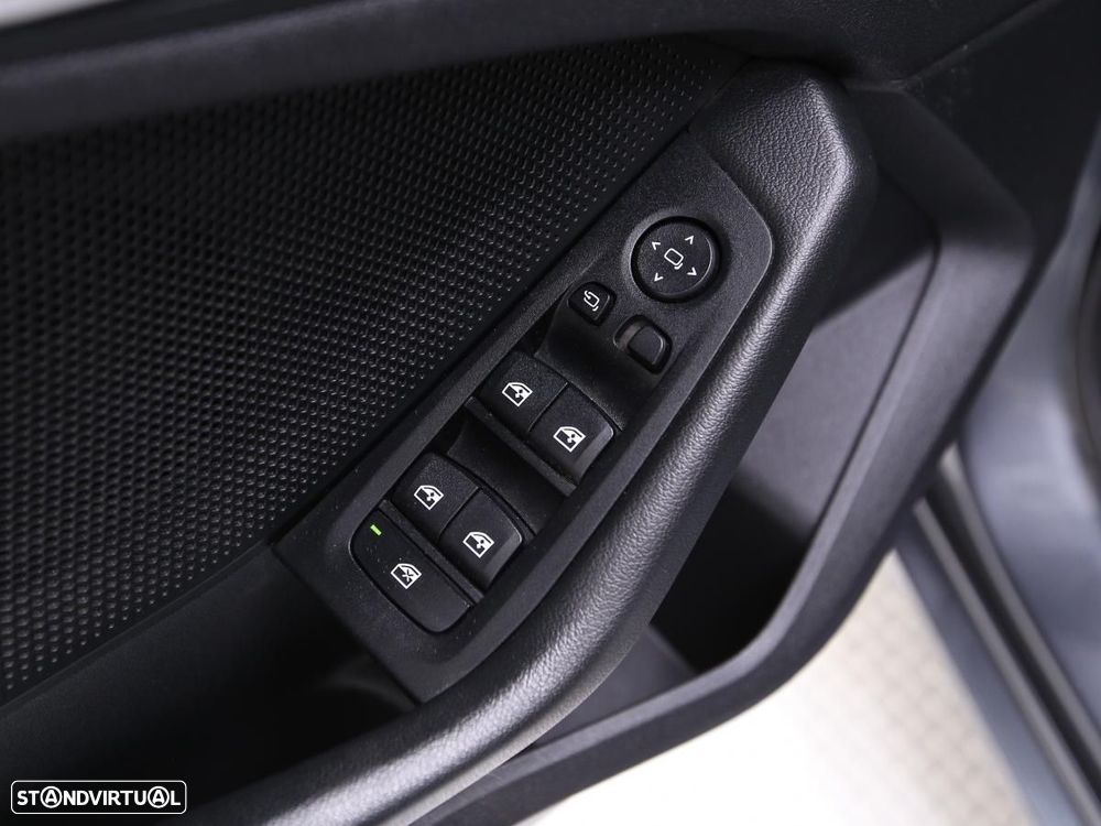 BMW 116 d Corporate Edition Auto - 14