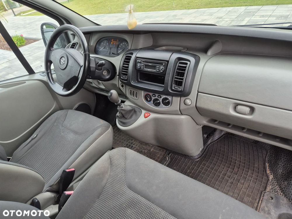 Opel Vivaro - 9