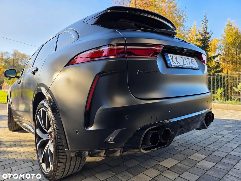 Jaguar F-Pace 5.0 V8 P550 AWD SVR - 6