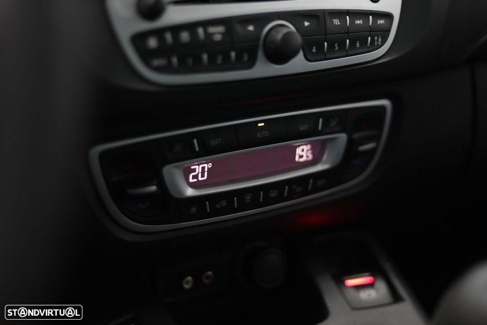 Renault Scénic 1.5 dCi Dynamique S - 10