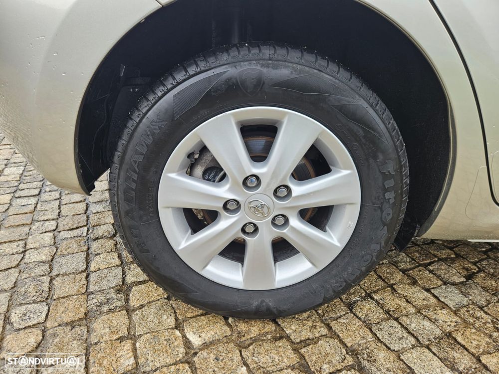 Toyota Auris 1.4 D-4D ACtive - 7