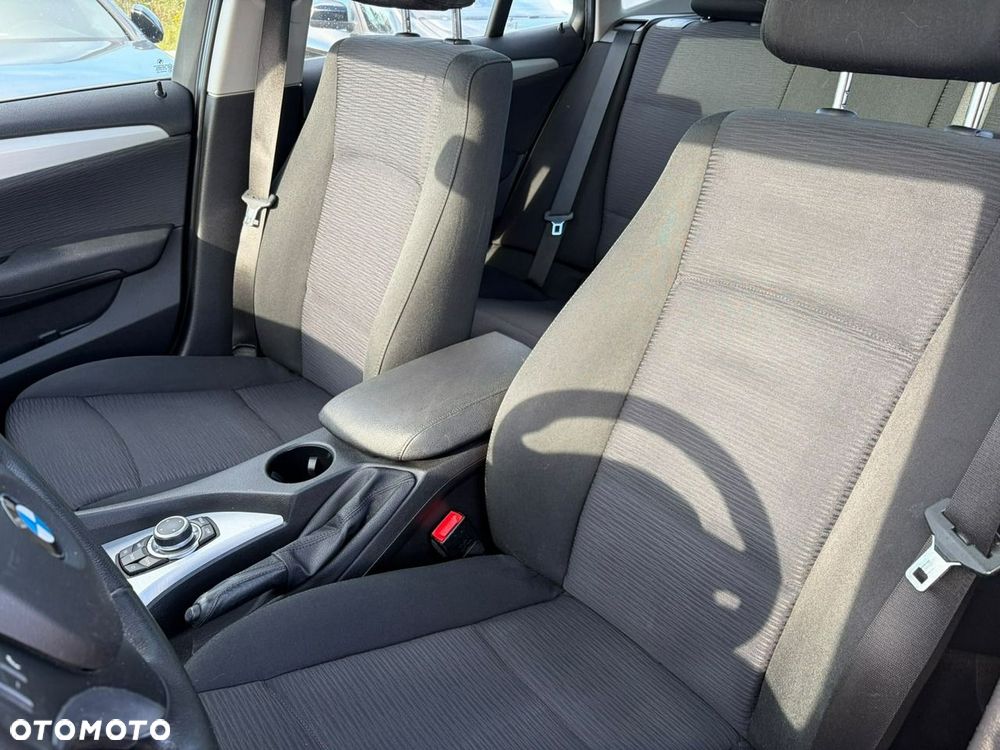 BMW X1 - 18