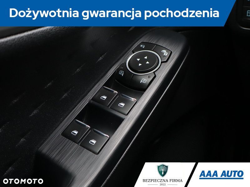 Ford Kuga - 22