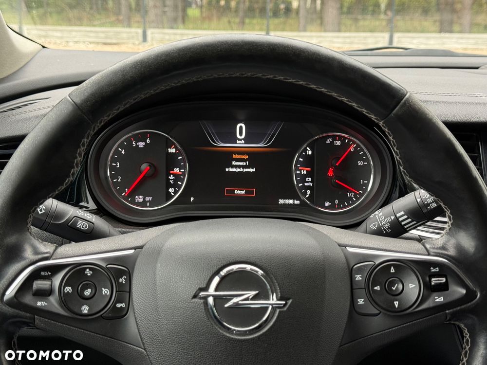 Opel Insignia 2.0 CDTI Exclusive S&S - 16
