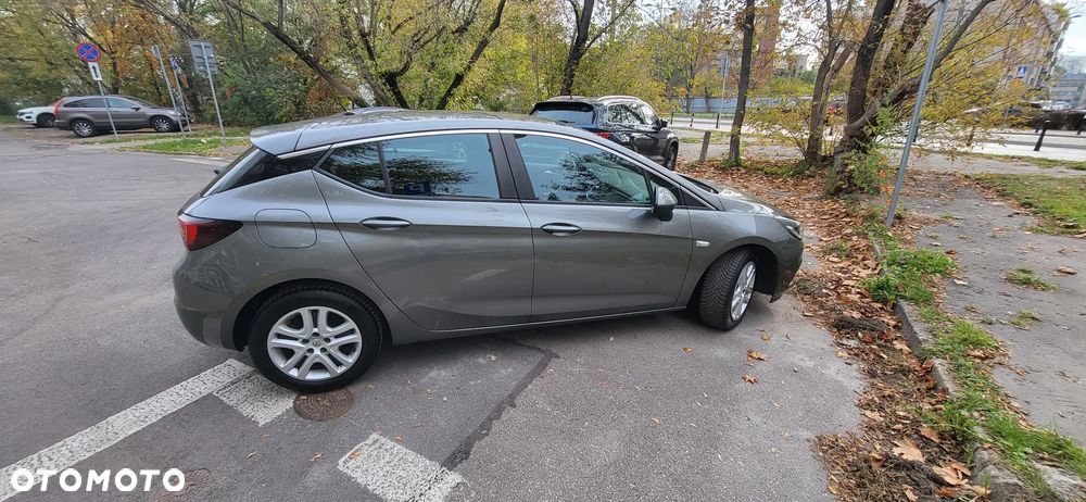 Opel Astra 2018 photo 3