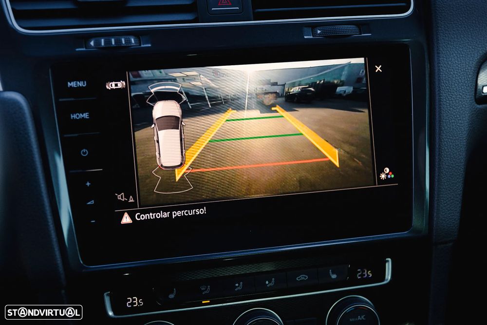 VW Golf GTI Performance BlueMotion - 22