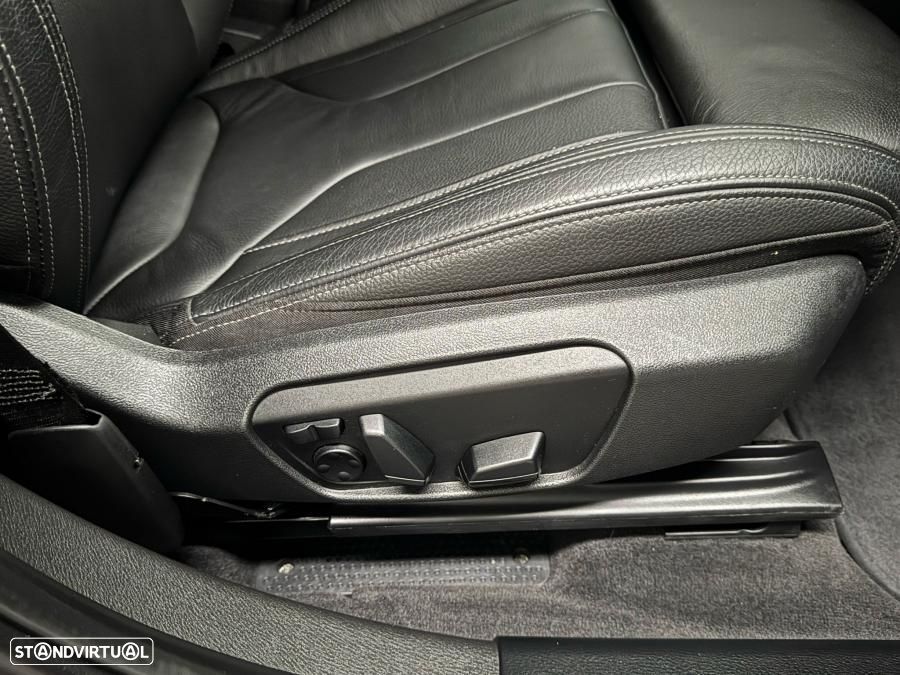 BMW X2 25 e xDrive X Pack M - 36