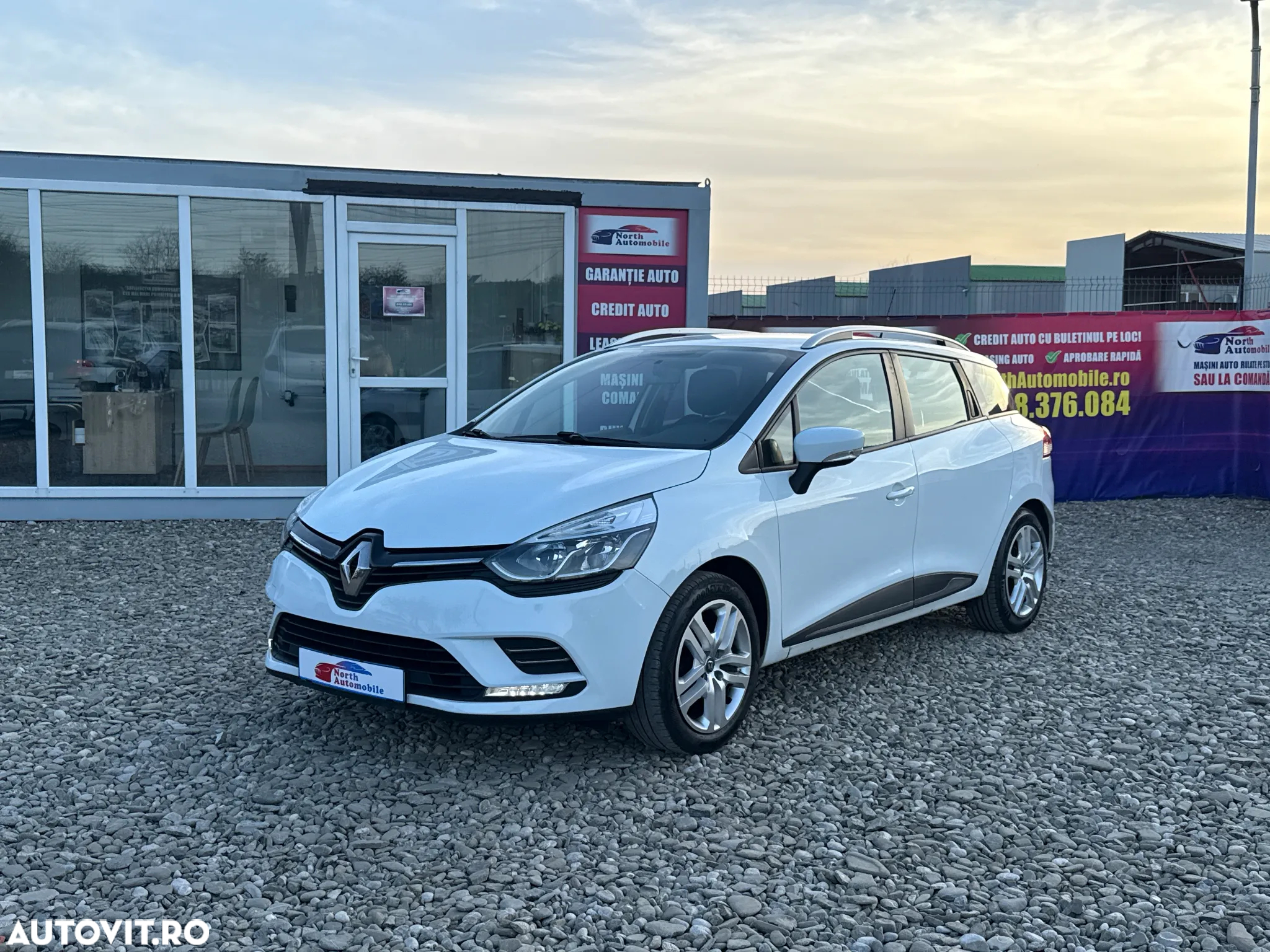 Renault Clio Grandtour Energy TCe 90 Business - 19