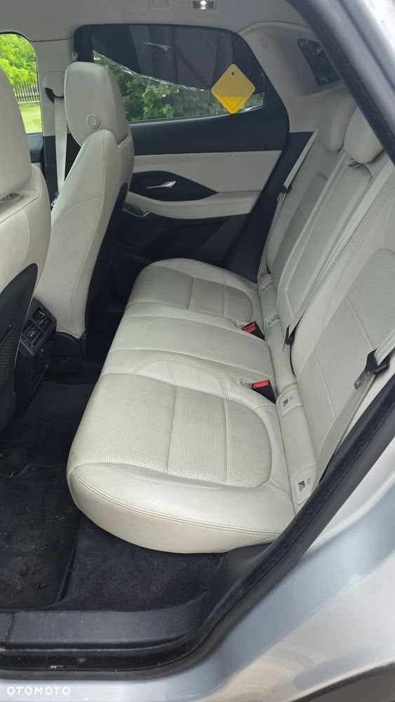 Jaguar E-Pace 2.0 i4D AWD R-Dynamic S - 15