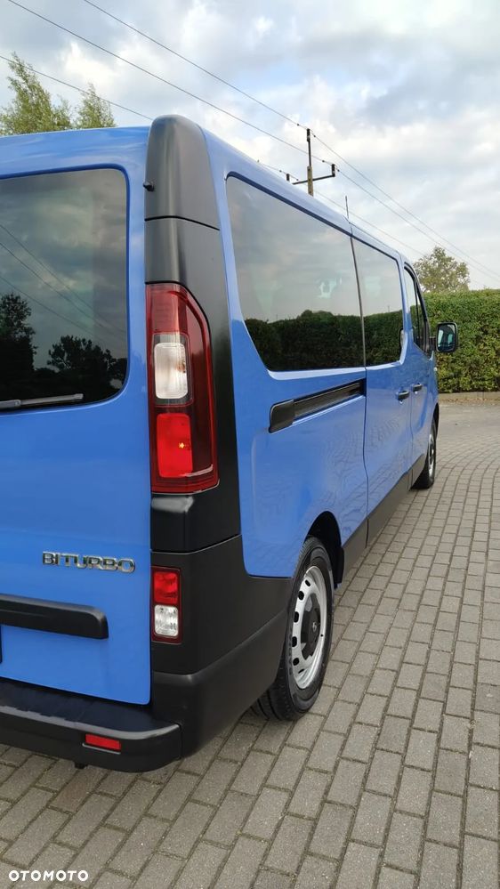 Opel Vivaro - 23