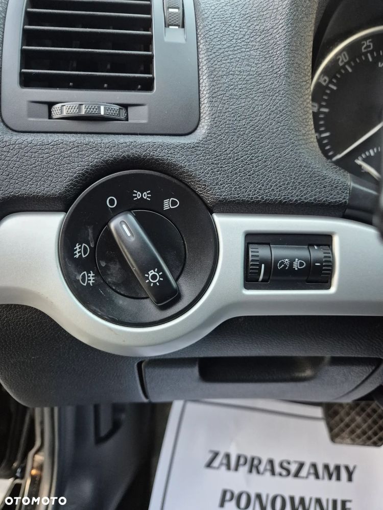 Skoda Octavia 2.0 TDI DPF DSG FAMILY - 26