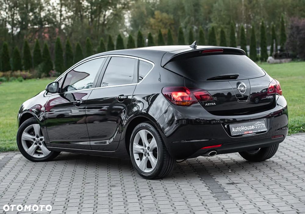 Opel Astra 1.4 Turbo Design Edition - 7