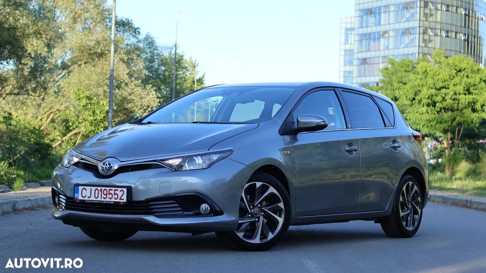 Toyota Auris - 1
