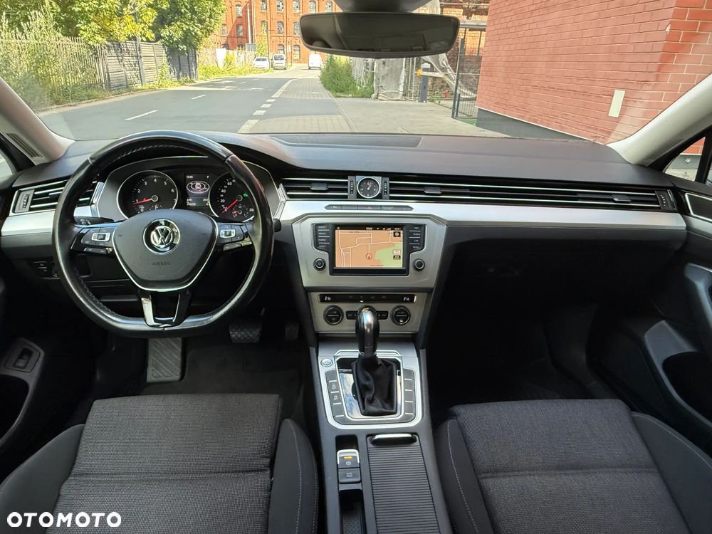 Volkswagen Passat 1.8 TSI BMT Comfortline DSG - 17