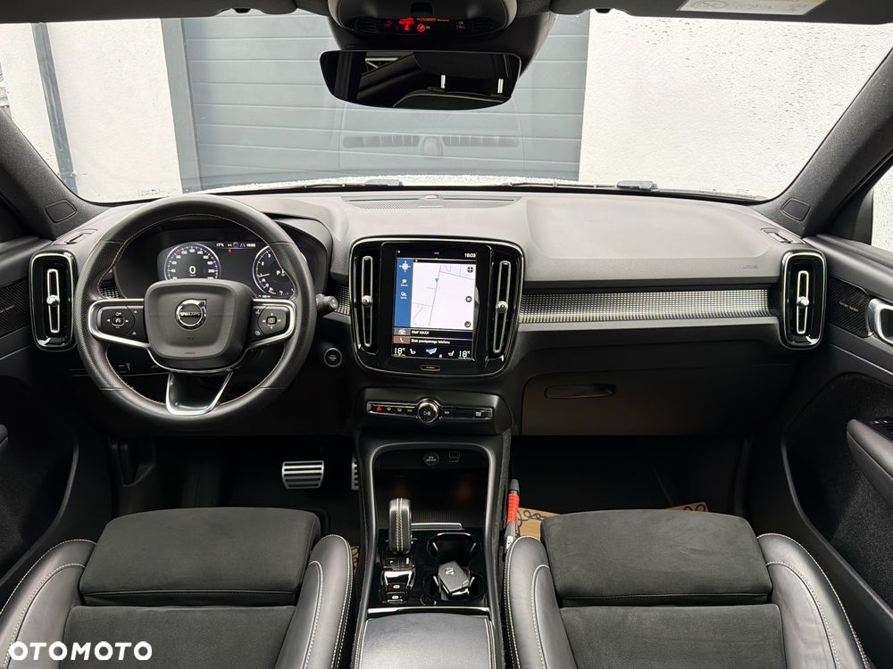 Volvo XC 40 T3 Geartronic RDesign - 13