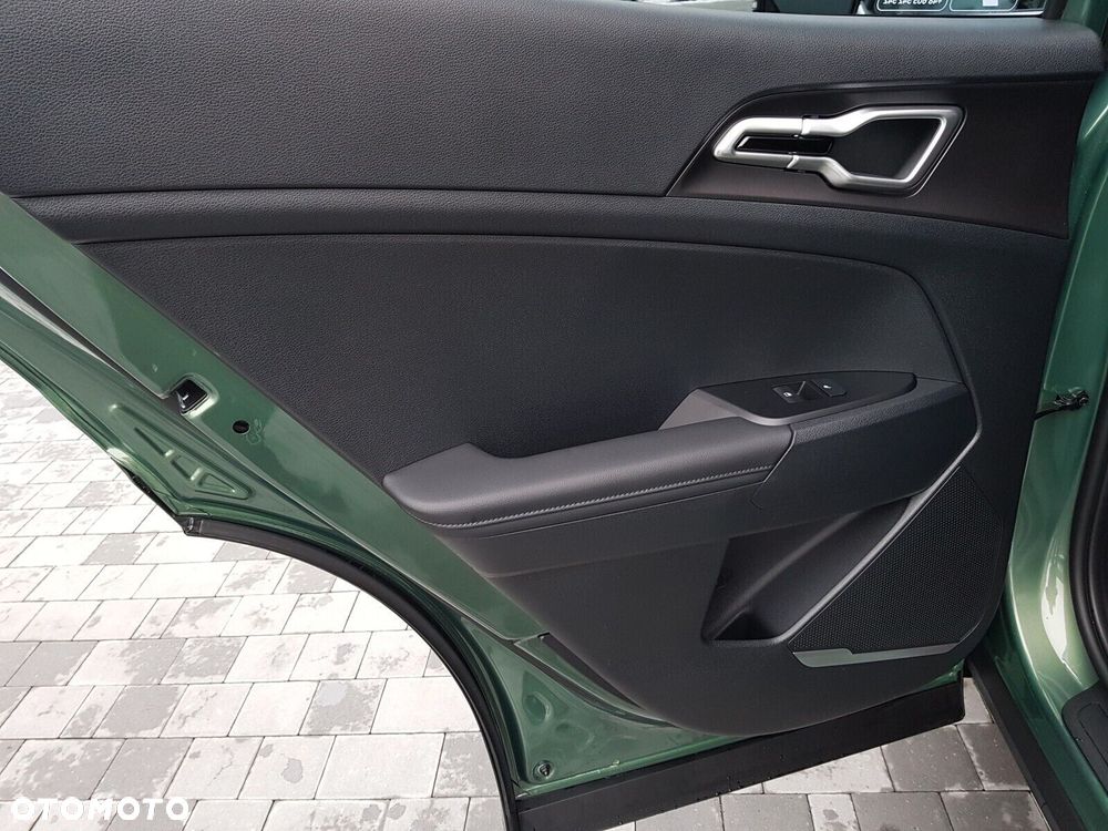 Kia Sportage 1.6 T-GDI HEV Anniversary 2WD - 27