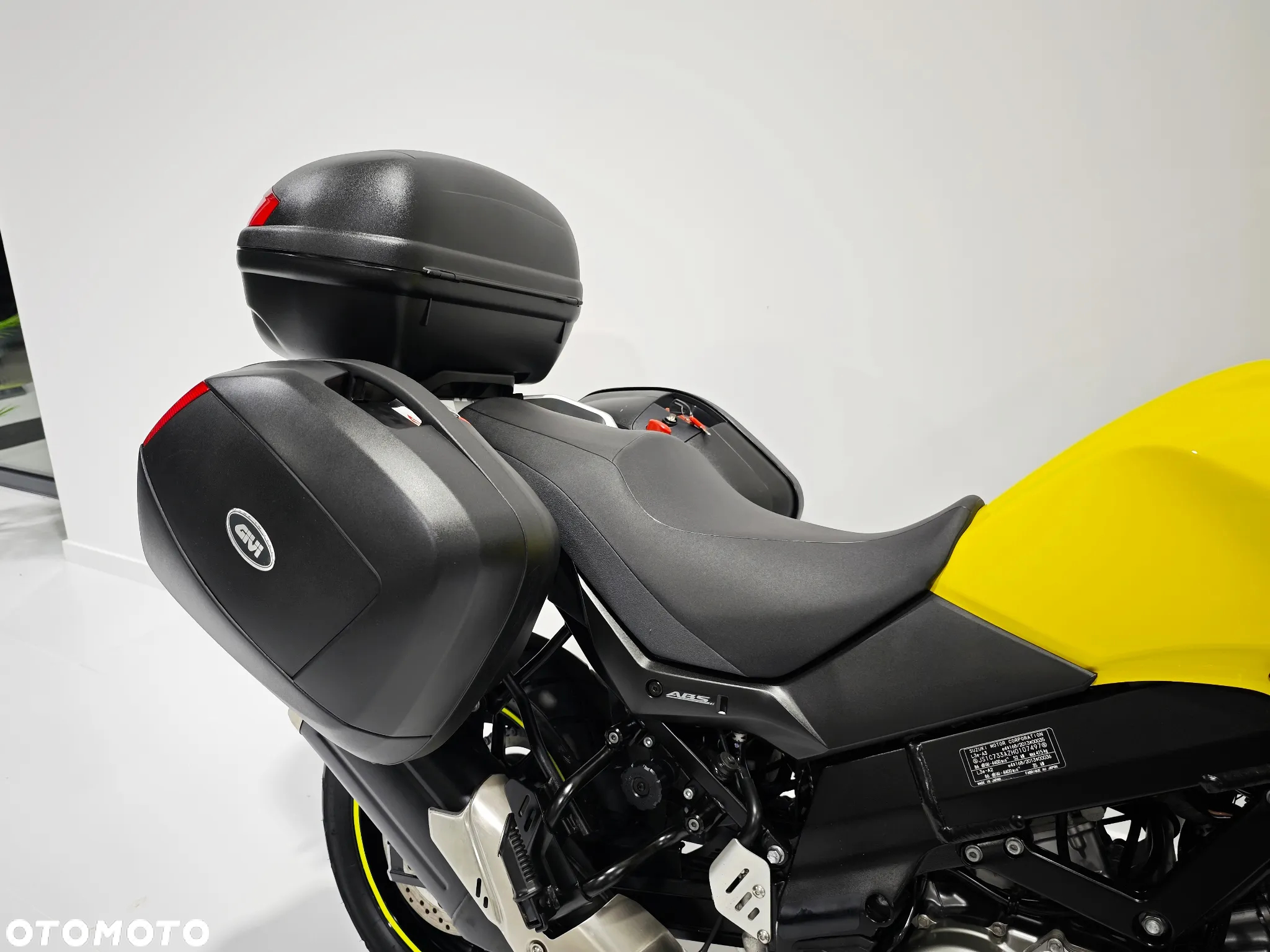 Suzuki V-STROM - 9