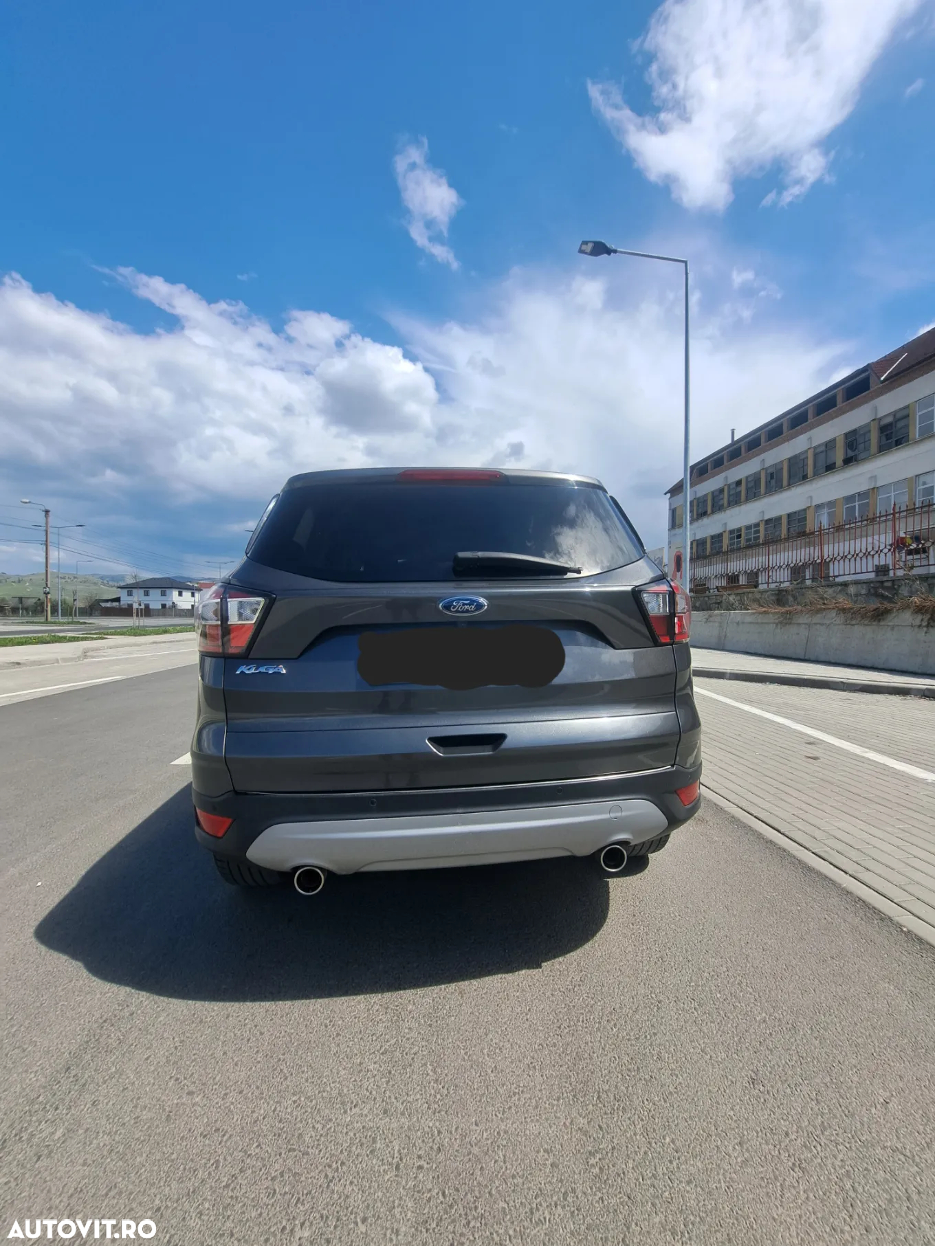 Ford Kuga 2.0 TDCi 4x4 Aut. Titanium - 4