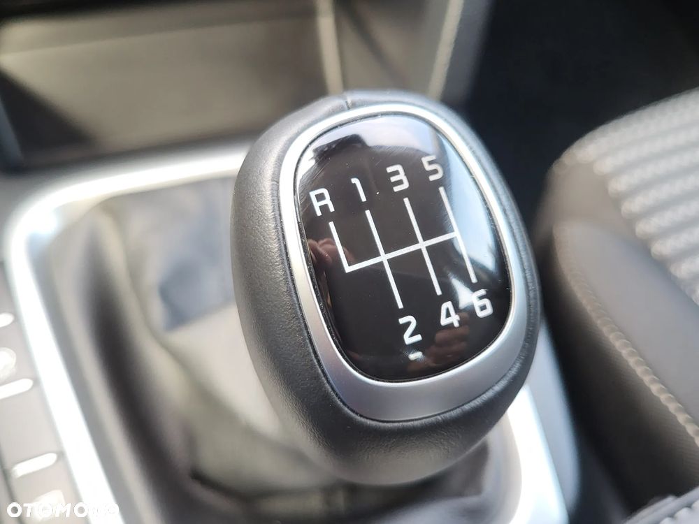 Kia Ceed 1.5 T-GDI M - 23