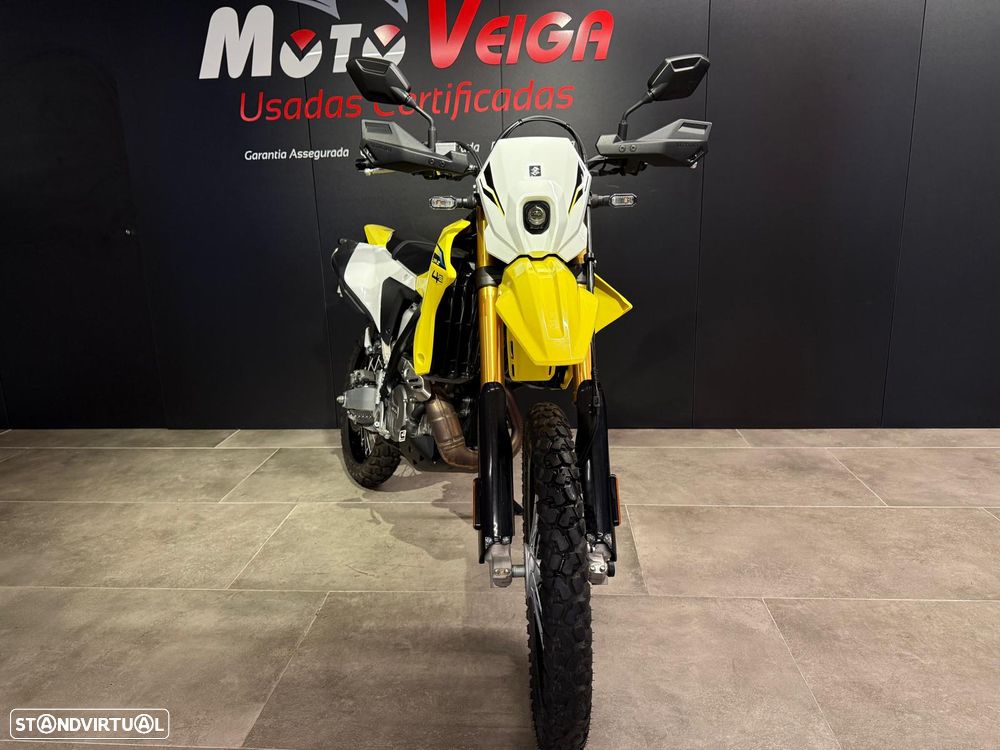 Suzuki DR - 11