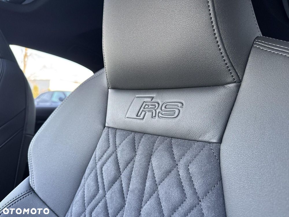 Audi RS3 Limousine - 15