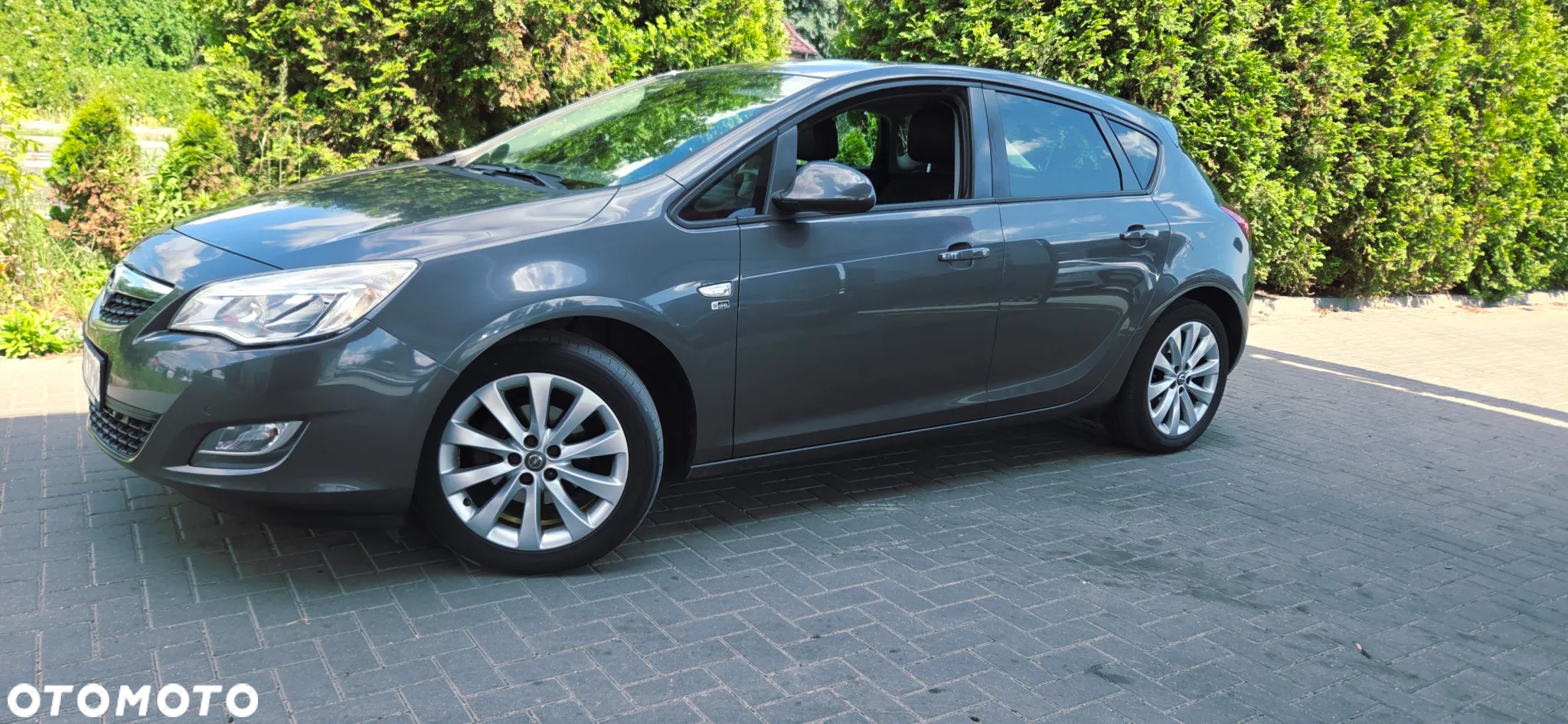 Opel Astra 1.4 Turbo 150 Jahre - 6