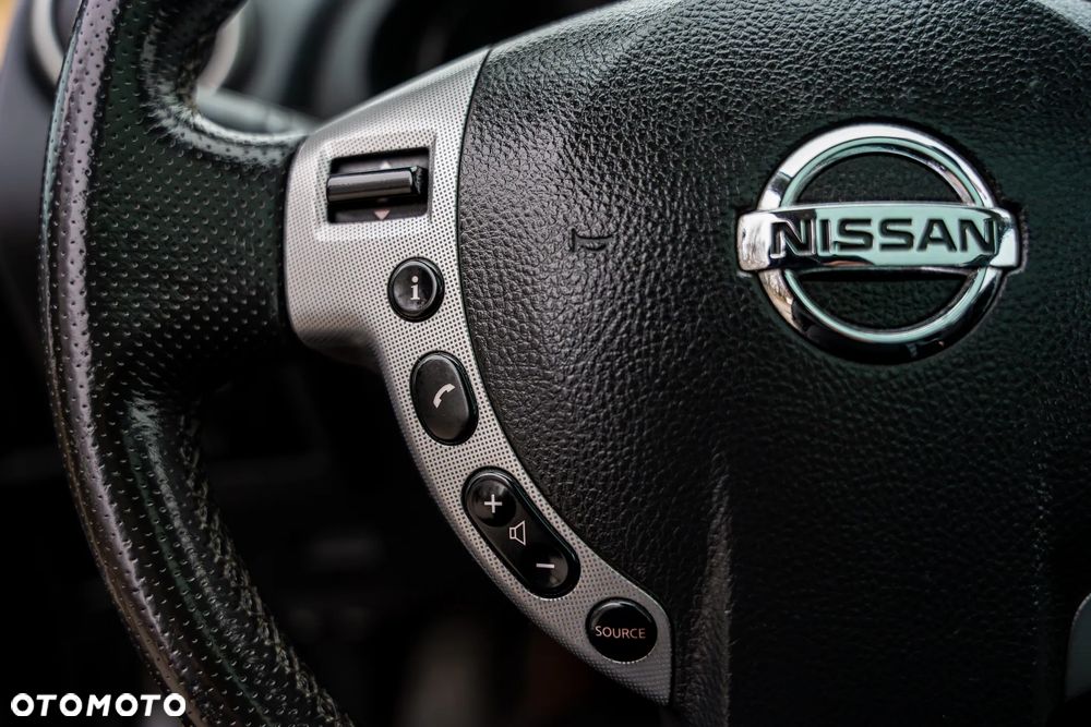 Nissan Qashqai 2.0 dCi 4 x 4 DPF tekna - 28