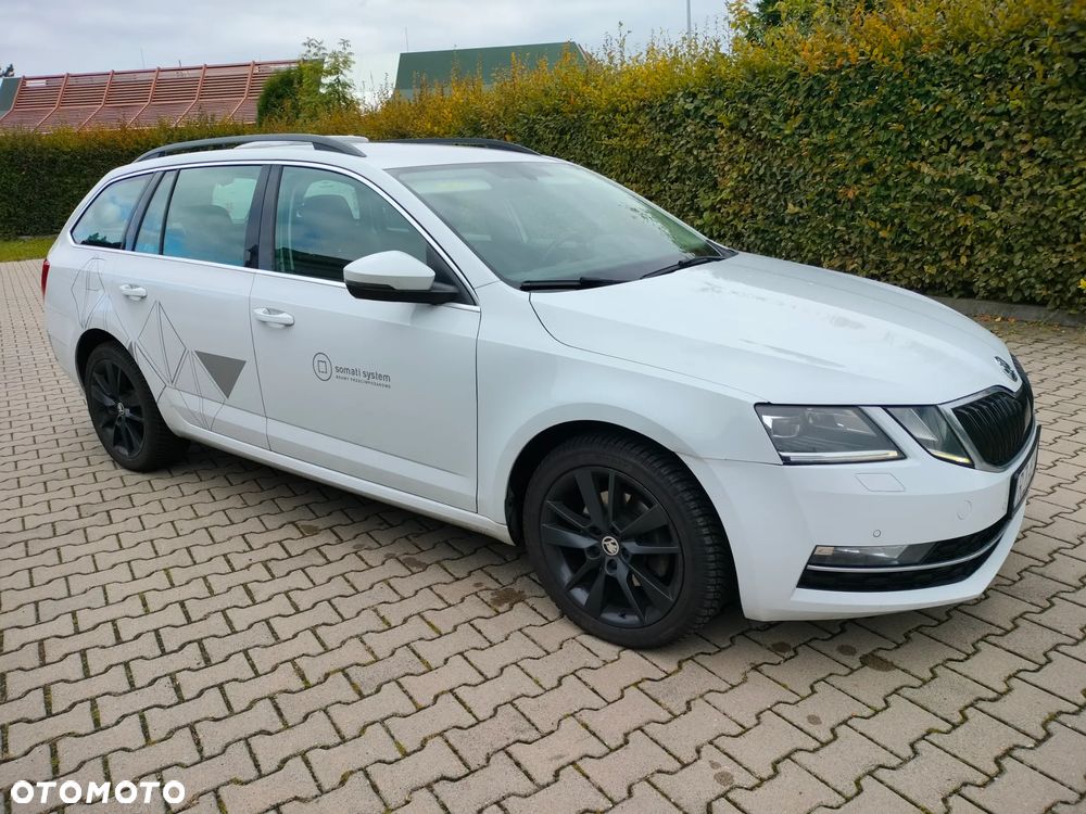 Skoda Octavia 2.0 TDI Style DSG - 9