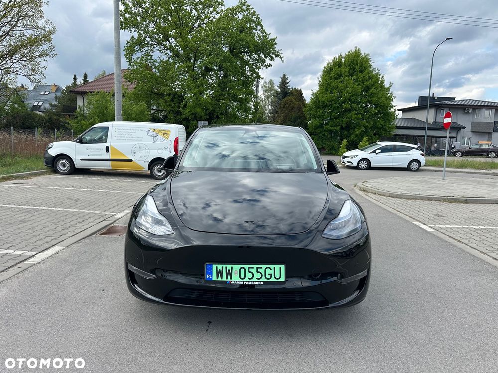 Tesla Model Y Performance AWD - 17