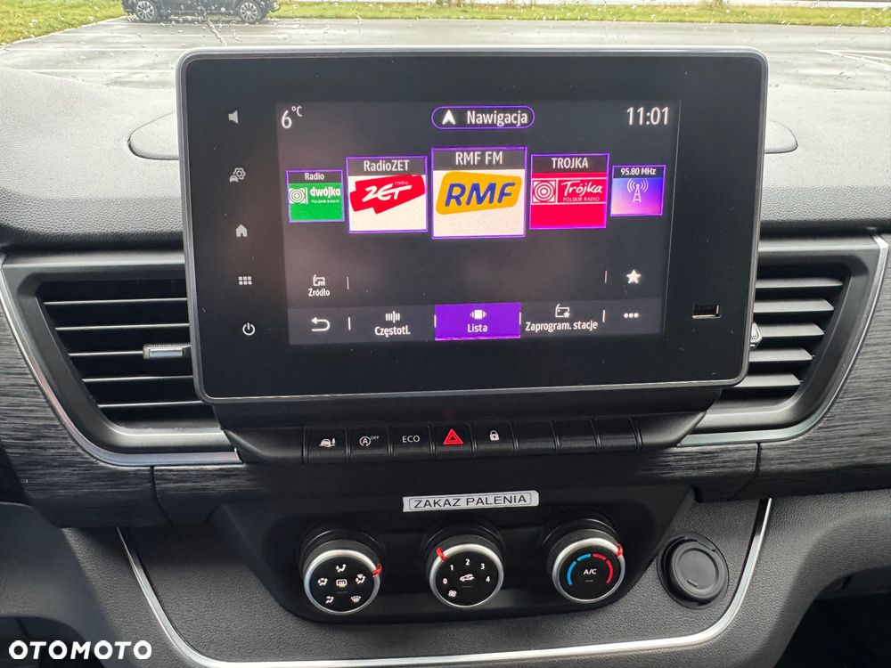 Renault Trafic SpaceClass 2.0 dCi - 18