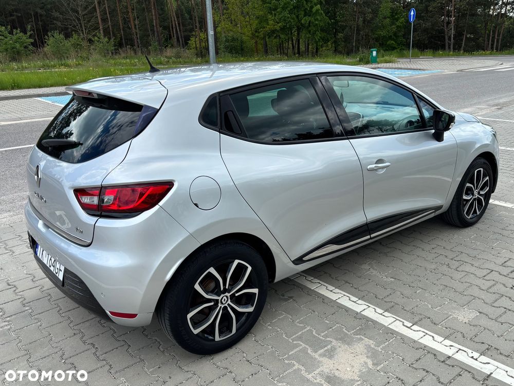 Renault Clio TCe 90 Limited - 13