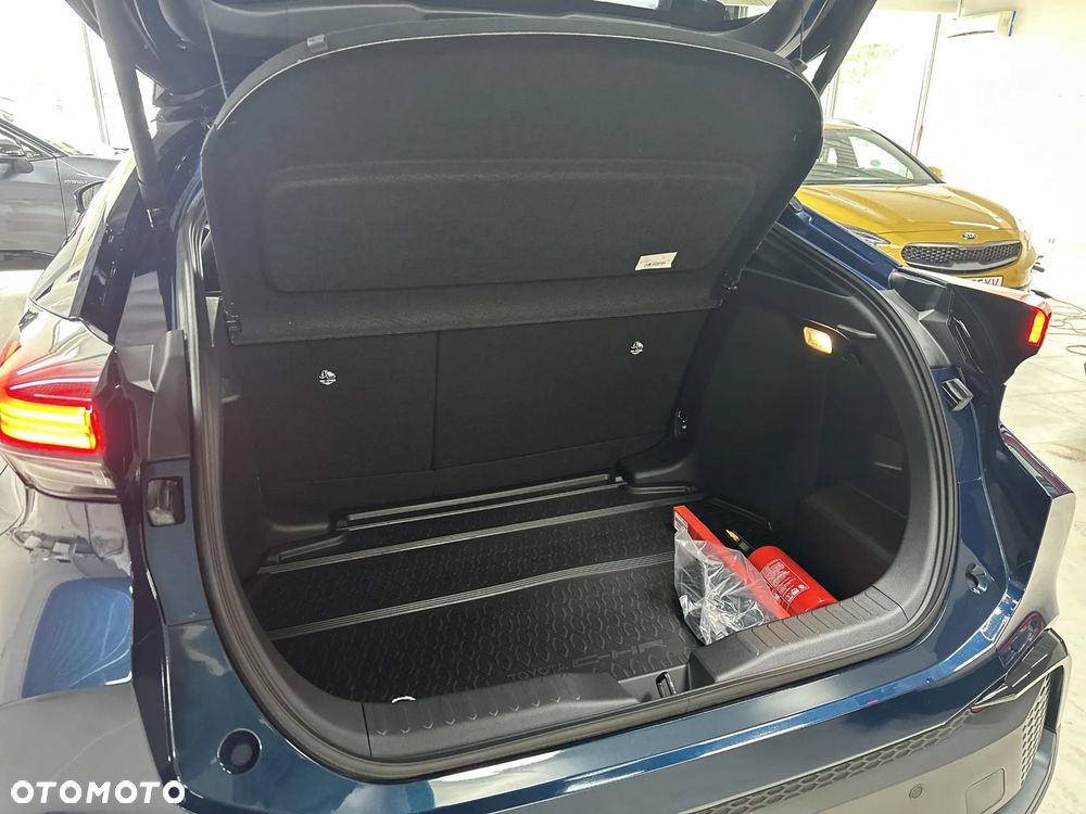 Toyota C-HR 2.0 Hybrid Dynamic Force Executive - 28