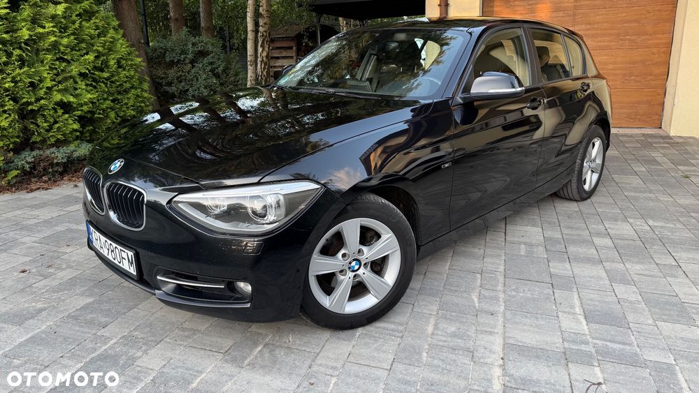 BMW Seria 1 120d xDrive BluePerformance Sport Line - 2