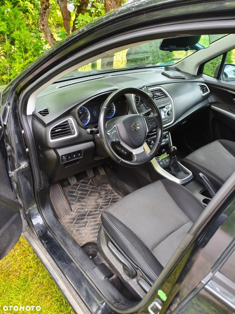 Suzuki SX4 S-Cross 1.6 Premium - 5