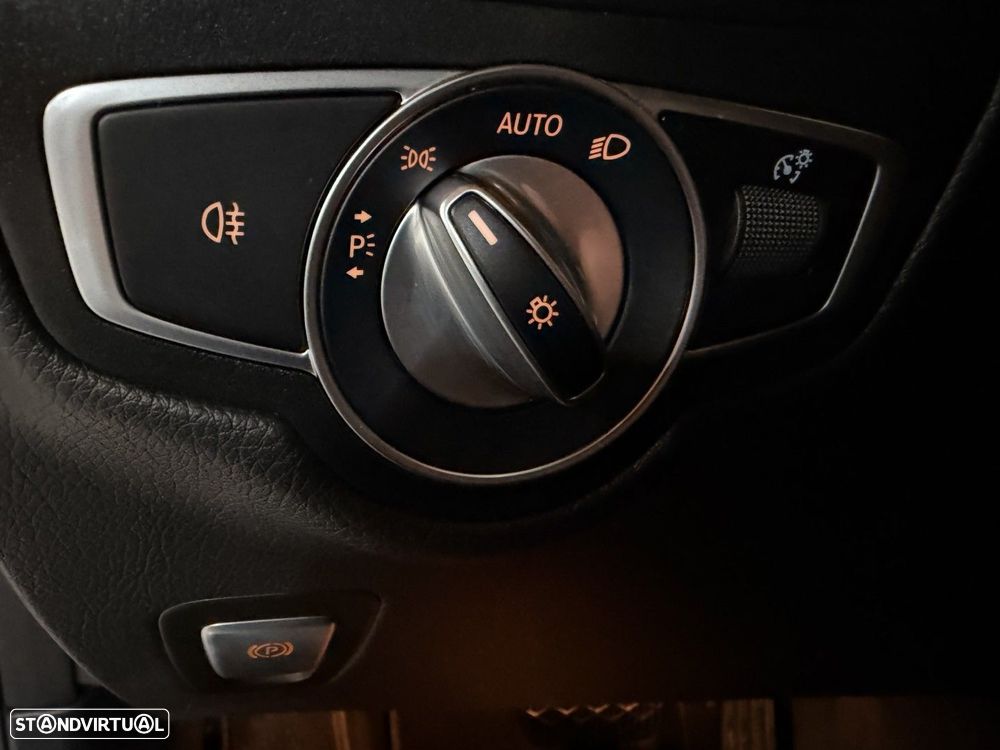 Mercedes-Benz GLC 300 e 4Matic - 22