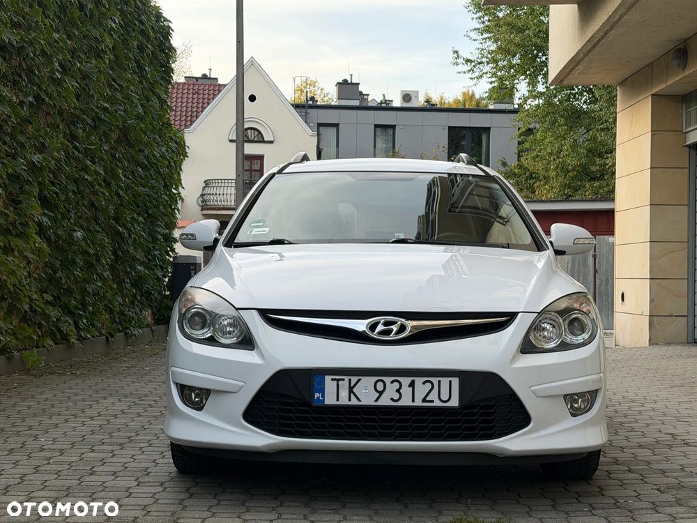 Hyundai i30 1.4 Comfort World Cup - 2