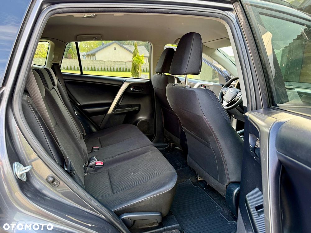 Toyota RAV4 - 21