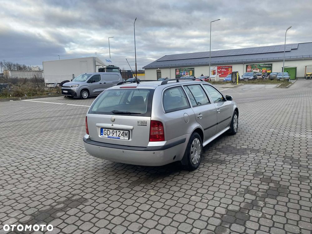 Skoda Octavia 1.6 Tour Plus Ice - 7