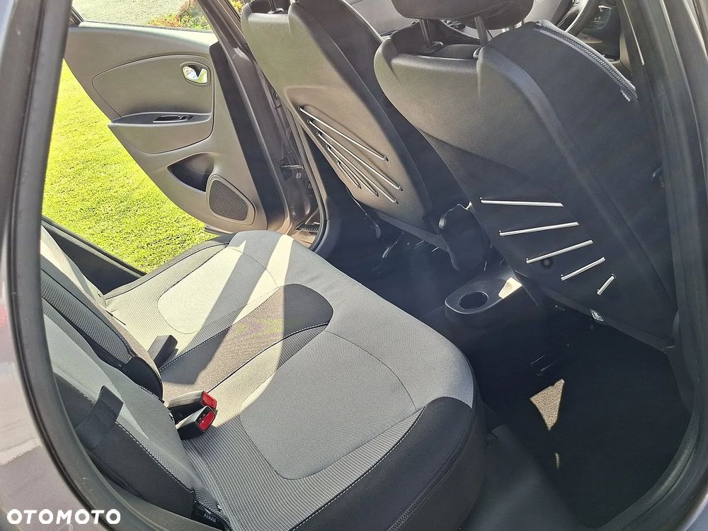 Renault Captur - 16